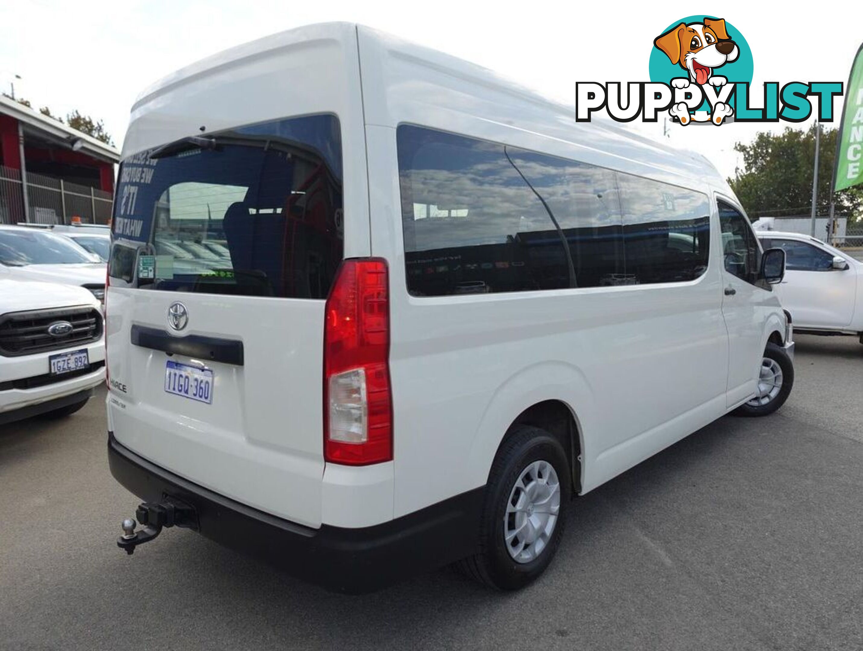 2020 TOYOTA HIACE COMMUTER GDH322R BUS