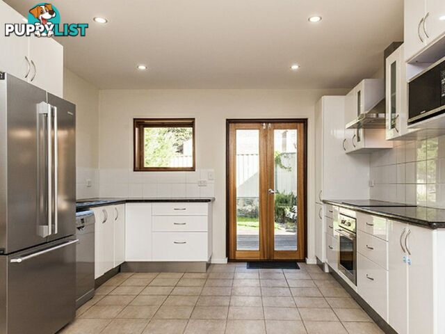 8 Benan Street KALLAROO WA 6025