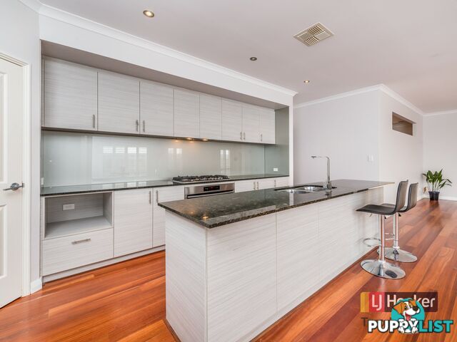 10 Clearview Street YANCHEP WA 6035