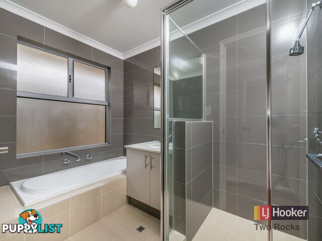 10 Clearview Street YANCHEP WA 6035