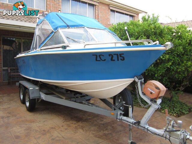 Streaker 5.02 Runabout/Evinrude ETEC Motor/Brooker Tandem Tilt Trailer