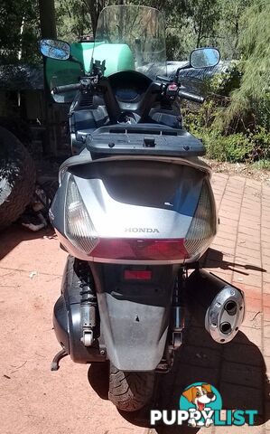 2007 Honda Silver Wing 600 (FJS600D)