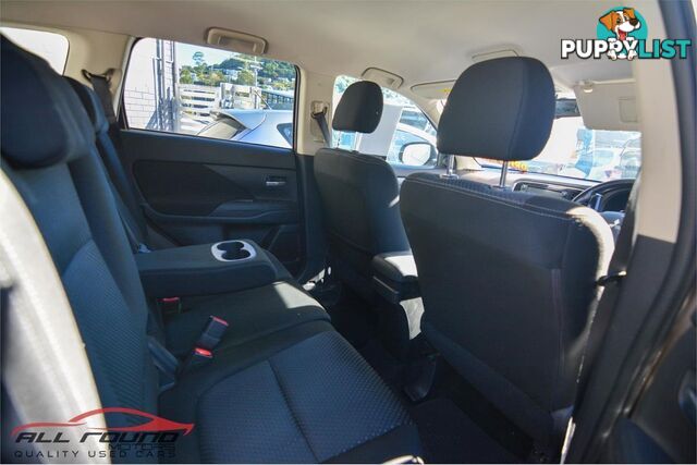 2015 MITSUBISHI OUTLANDER XLS ZK WAGON
