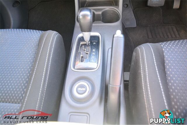 2015 MITSUBISHI OUTLANDER XLS ZK WAGON