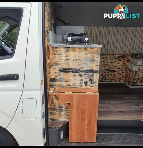 2009 TOYOTA HIACE COMMUTER TRH223R MY07 UPGRADE PEOPLE MOVER, 3 DOORS, 14 SEATS