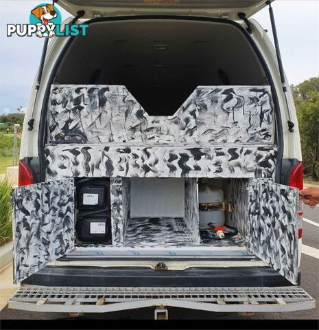 2009 TOYOTA HIACE COMMUTER TRH223R MY07 UPGRADE PEOPLE MOVER, 3 DOORS, 14 SEATS