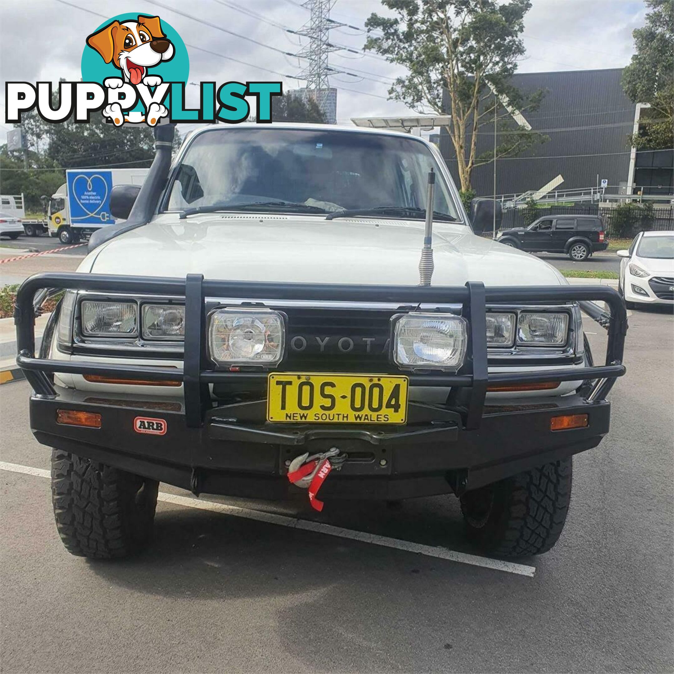 1994 TOYOTA LANDCRUISER GXL (4X4)  SUV, 4 DOORS, 8 SEATS