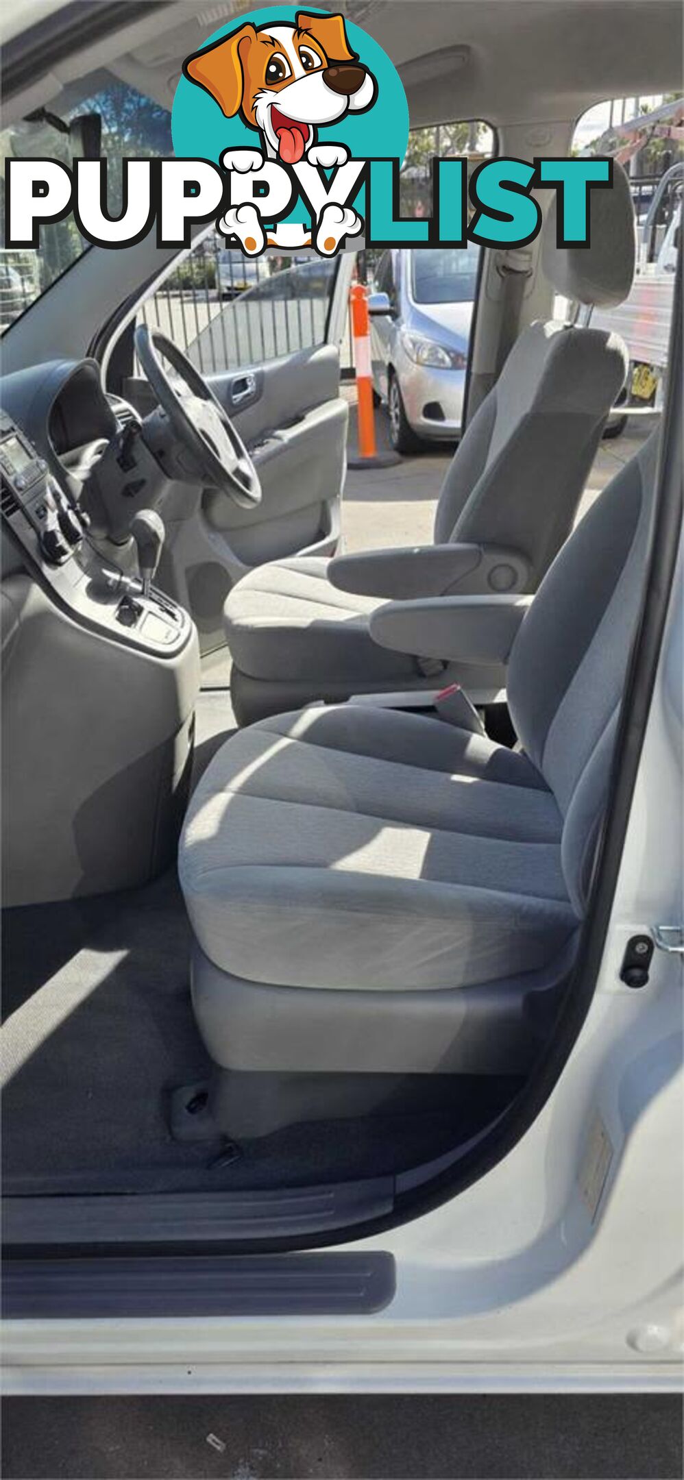 2010 KIA CARNIVAL S VQ MY11 WAGON, 4 DOORS, 8 SEATS