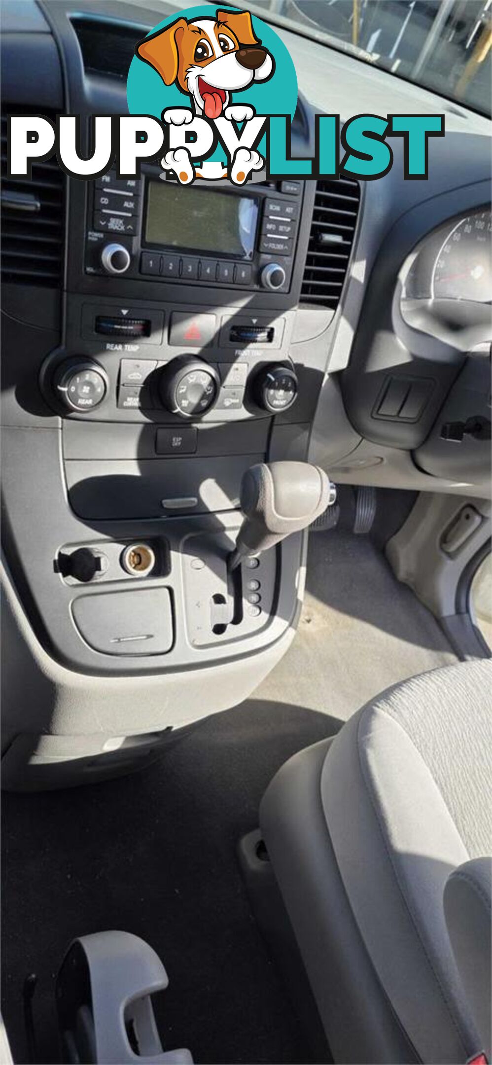 2010 KIA CARNIVAL S VQ MY11 WAGON, 4 DOORS, 8 SEATS