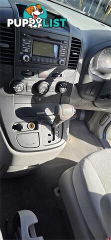 2010 KIA CARNIVAL S VQ MY11 WAGON, 4 DOORS, 8 SEATS