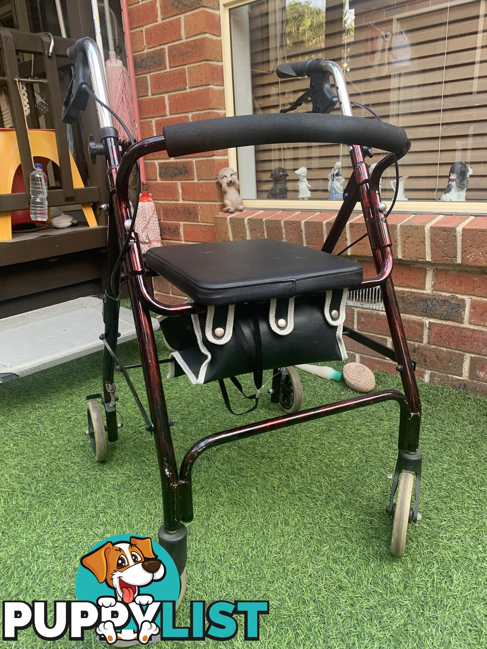 Walking Frame in very good condition