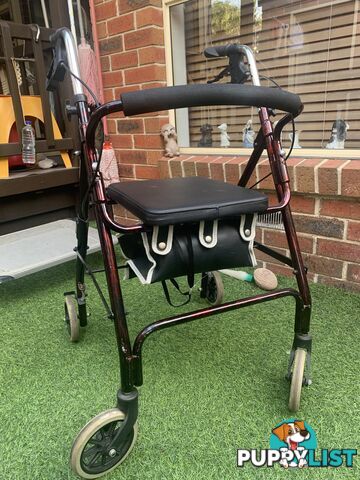 Walking Frame in very good condition