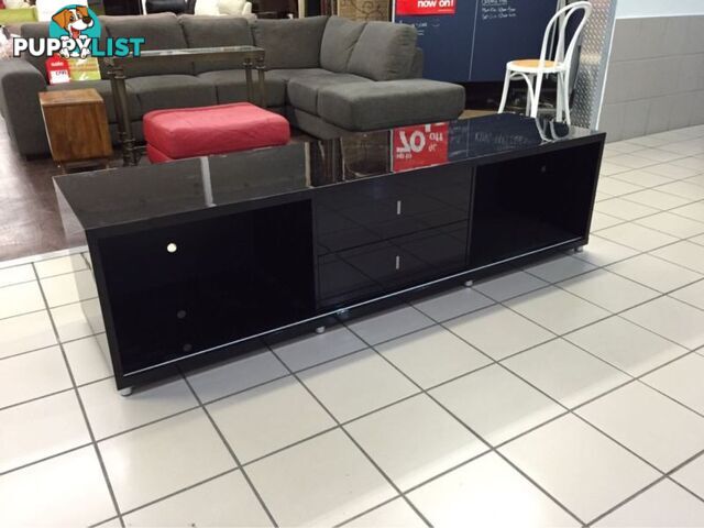 GLOSS BLACK TV UNIT 214CM