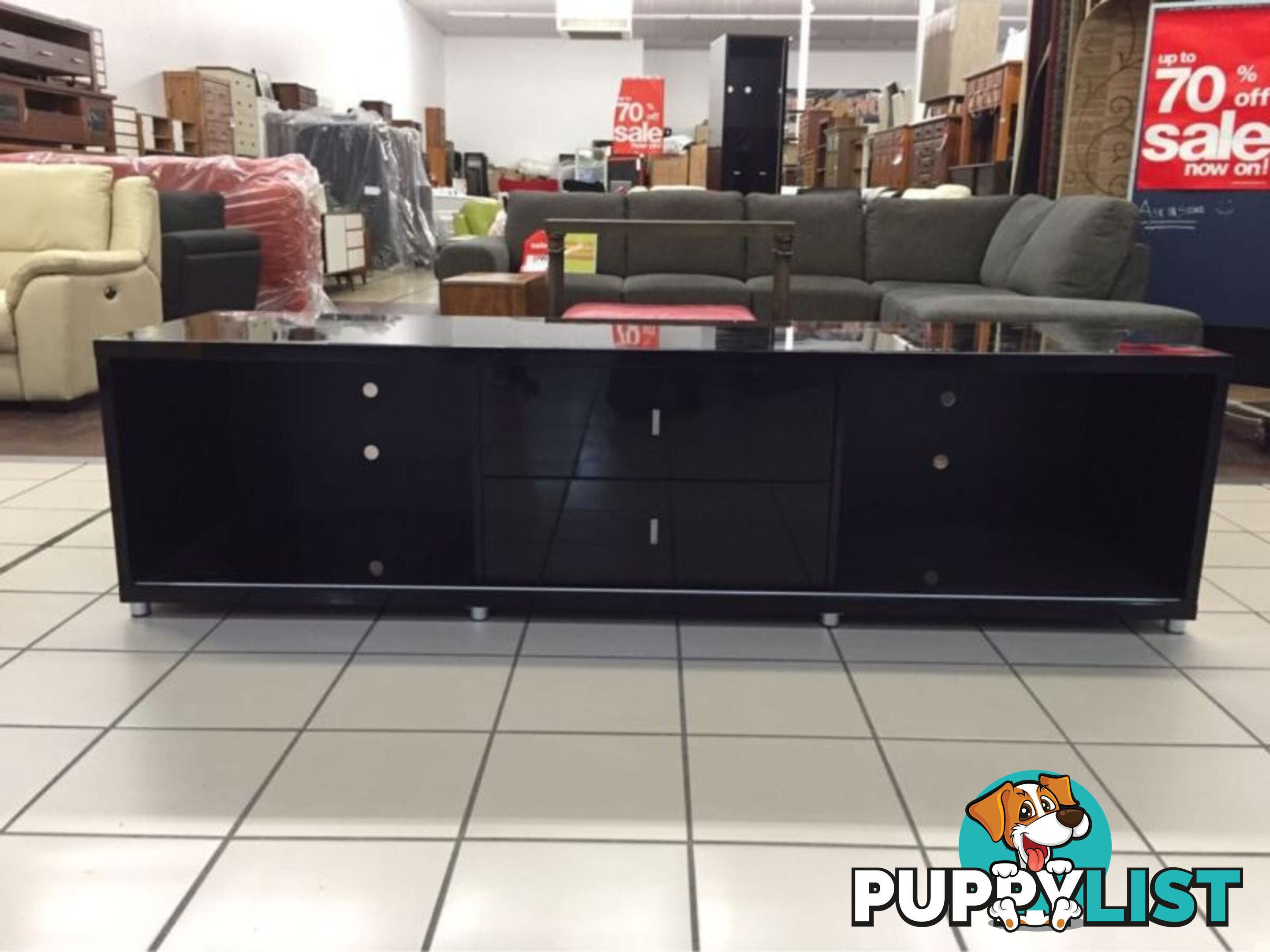 GLOSS BLACK TV UNIT 214CM