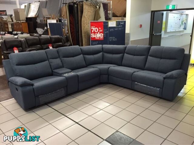 DIESEL MODULAR LOUNGE SUITE W/2 RECLINERS