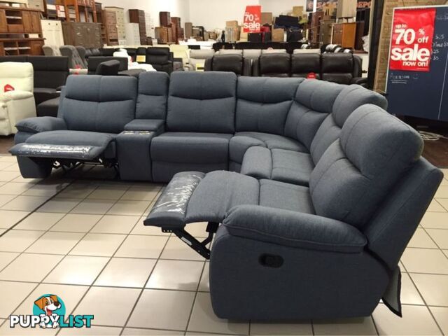 DIESEL MODULAR LOUNGE SUITE W/2 RECLINERS