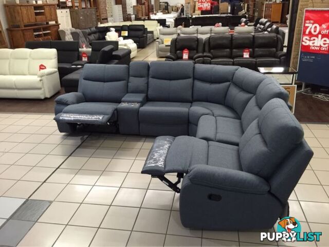 DIESEL MODULAR LOUNGE SUITE W/2 RECLINERS