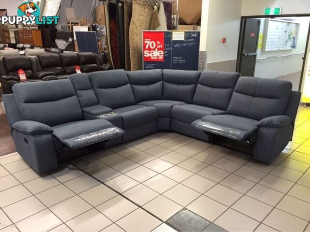 DIESEL MODULAR LOUNGE SUITE W/2 RECLINERS