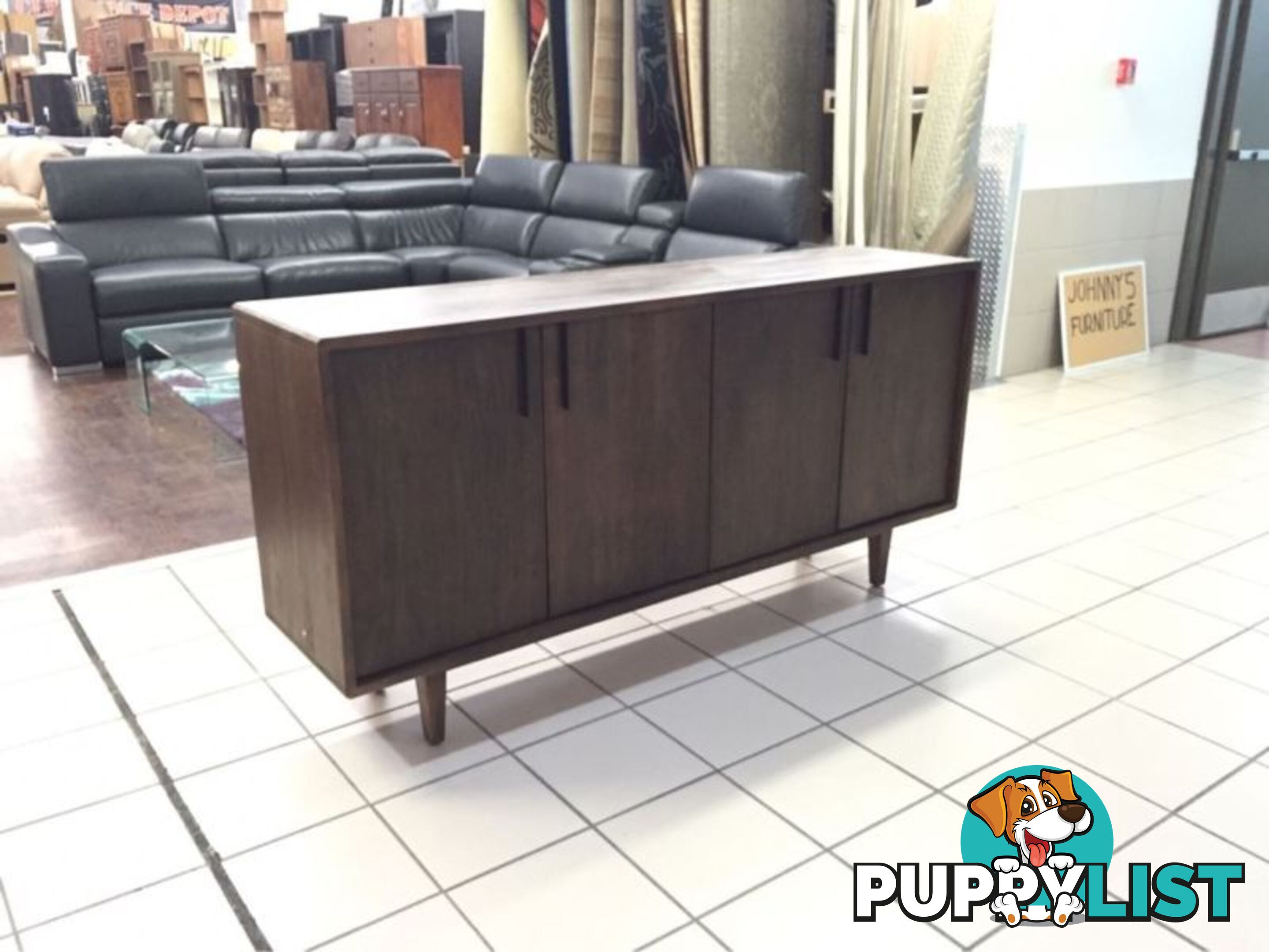 CLEARANCE MAHOGANY 4 DOOR BUFFET