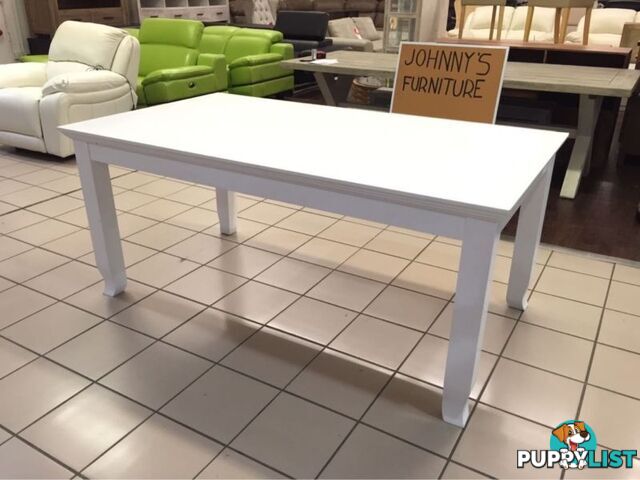 VERONA DINING TABLE (WHITE)