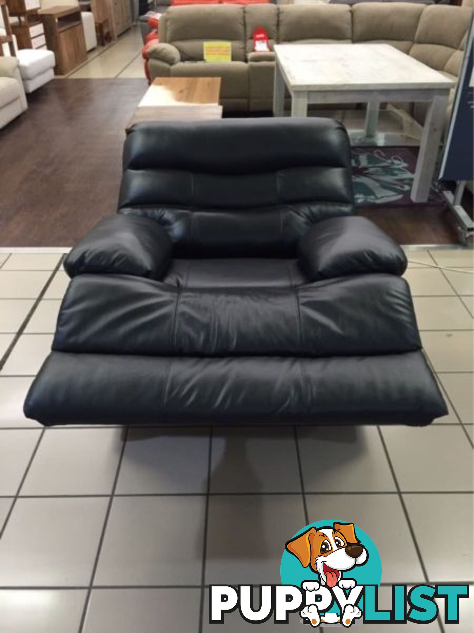 ROCCO LEATHER RECLINER (BLACK)