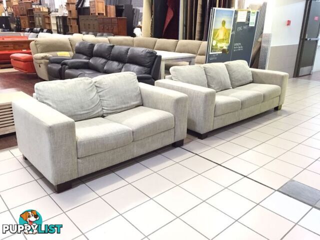 CLEARANCE YAMBA 3 + 2 SEATER PARK WHEAT