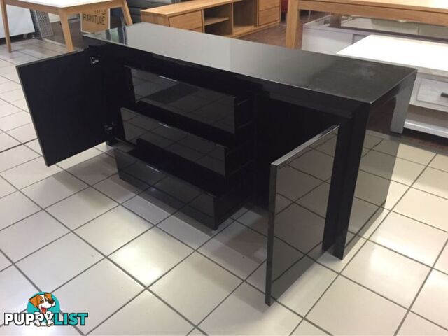 2 DOOR 3 DRAWER BLACK GLOSS BUFFET