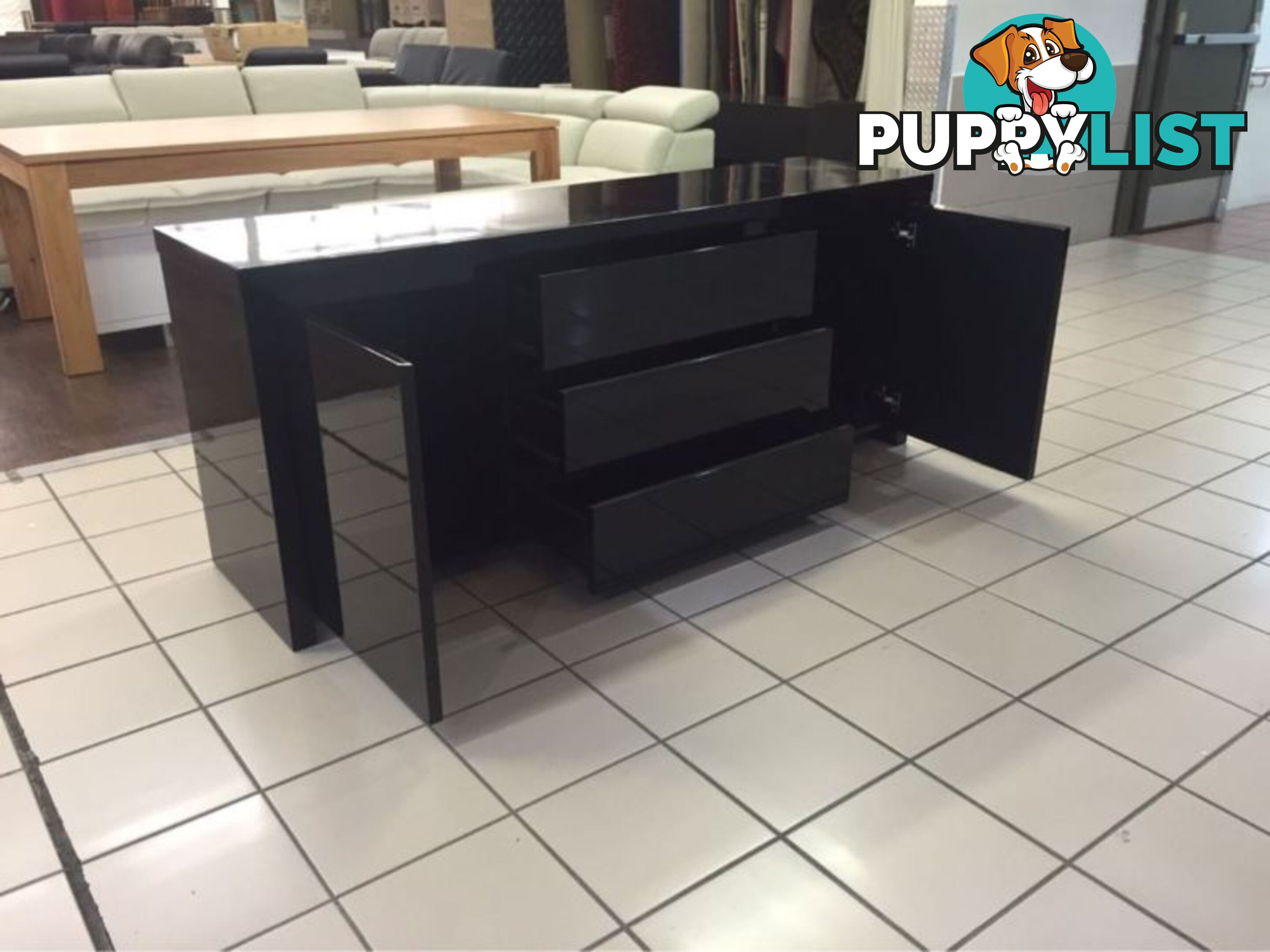 2 DOOR 3 DRAWER BLACK GLOSS BUFFET