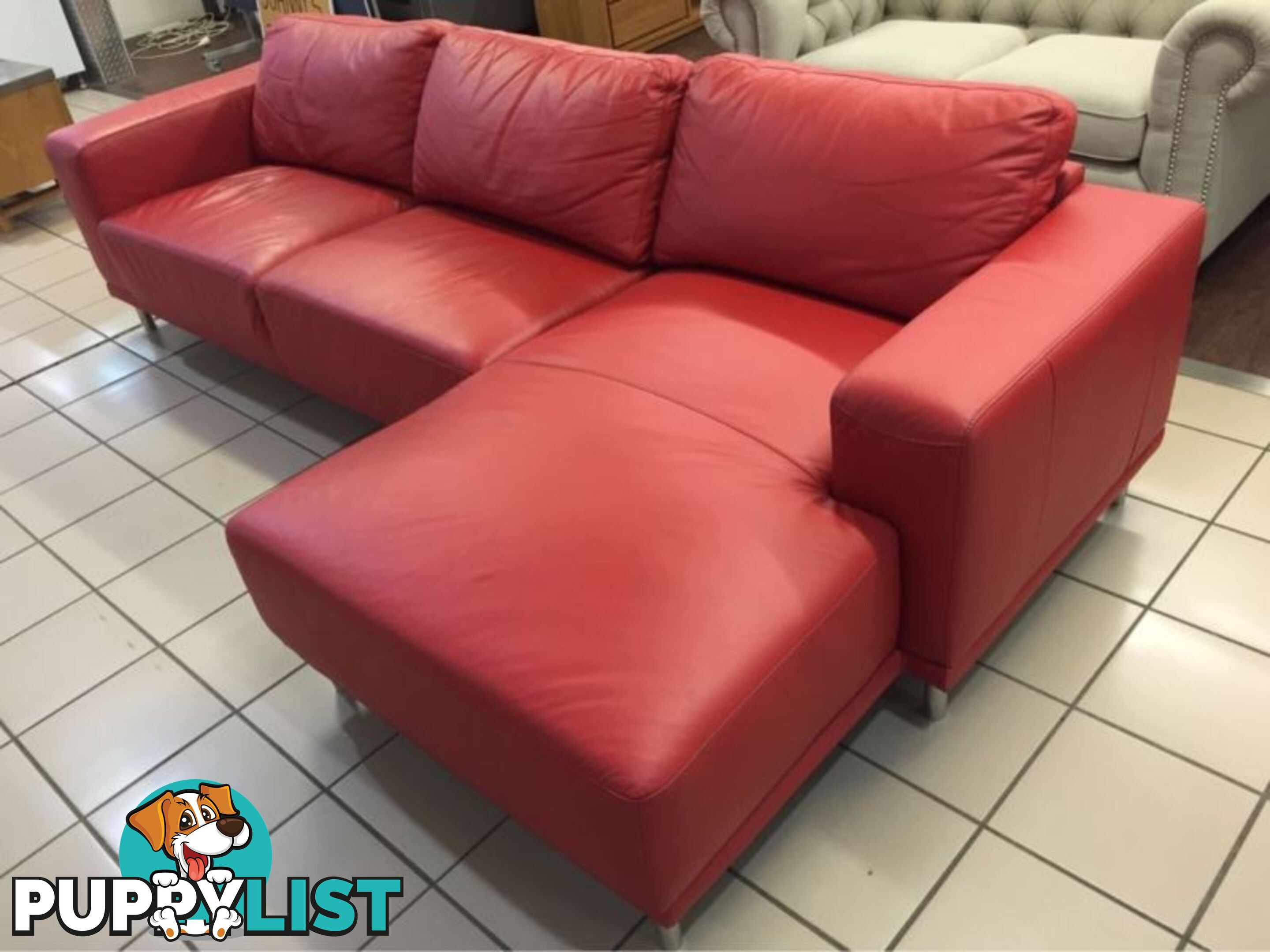 100% LEATHER - 2.5 SEATER + CHAISE (RED)