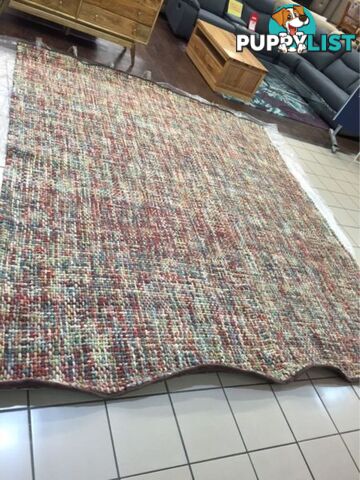 CLEARANCE 100% WOOL RUG 3.5 X 3 METRES