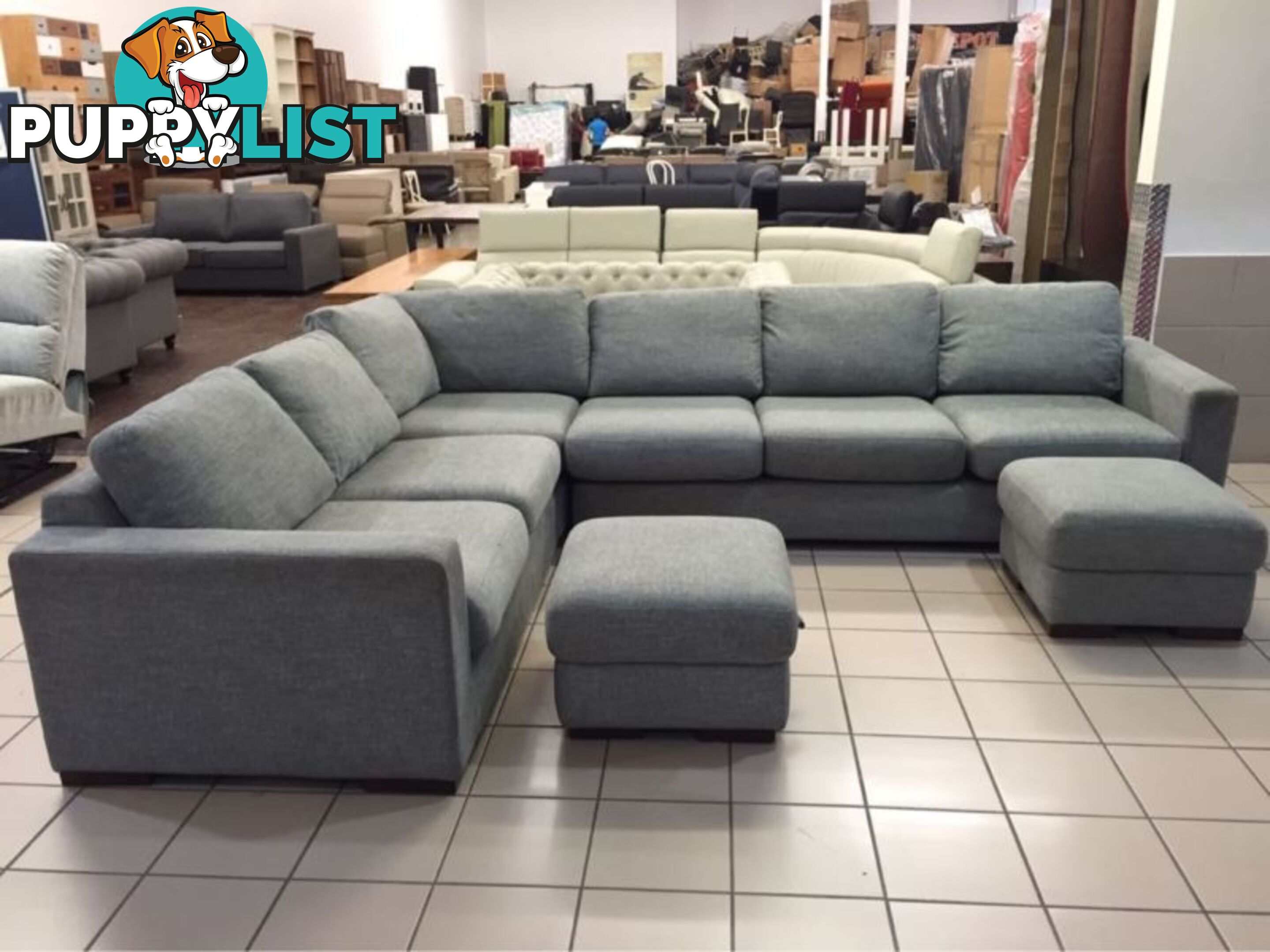 6 SEATER CORNER LOUNGE + 2 OTTOMANS W/STORAGE