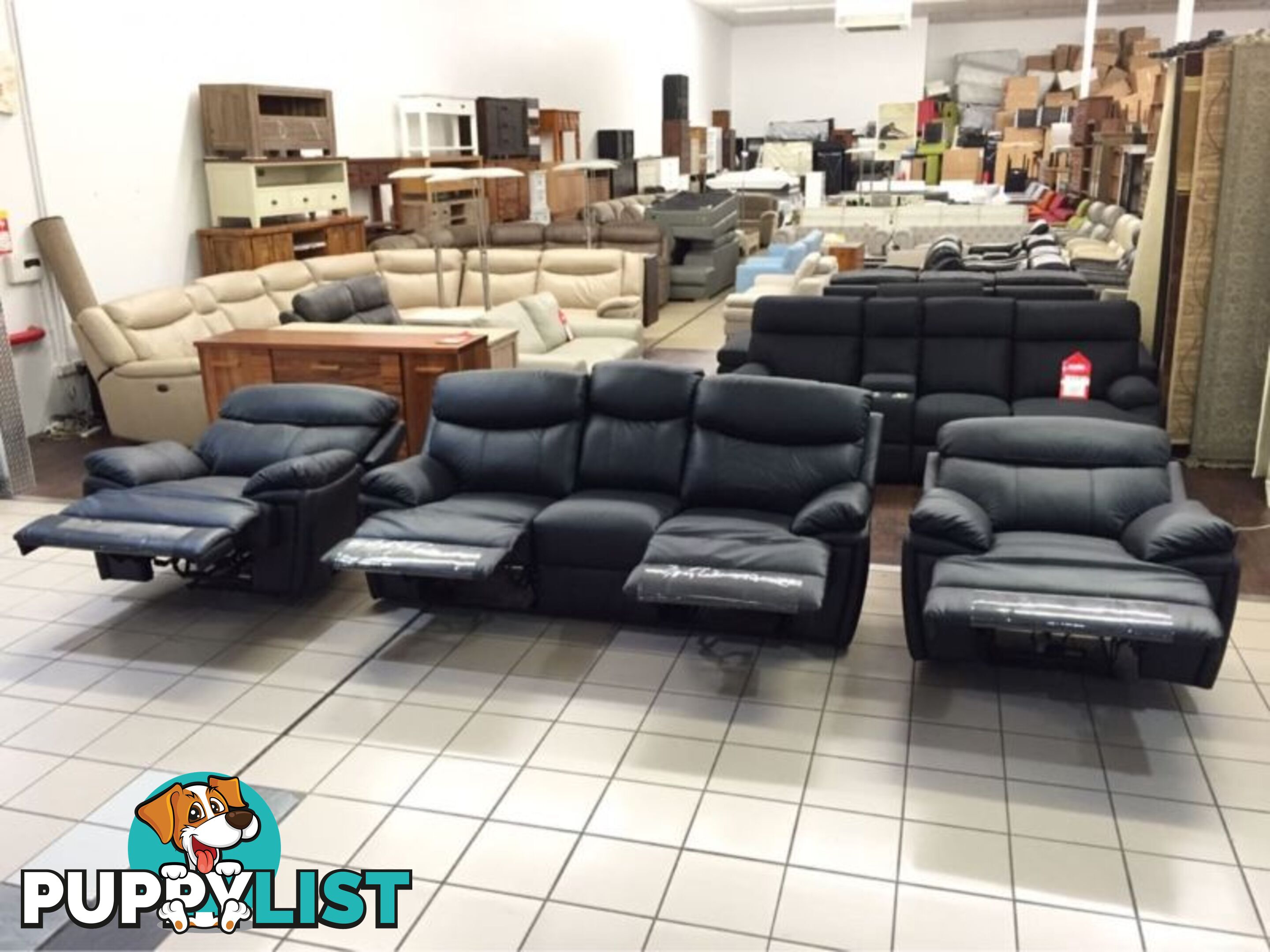 CLEARANCE GENUINE LEATHER 3 SEATER + 2 SINGLE RECLINERS (BLACK)