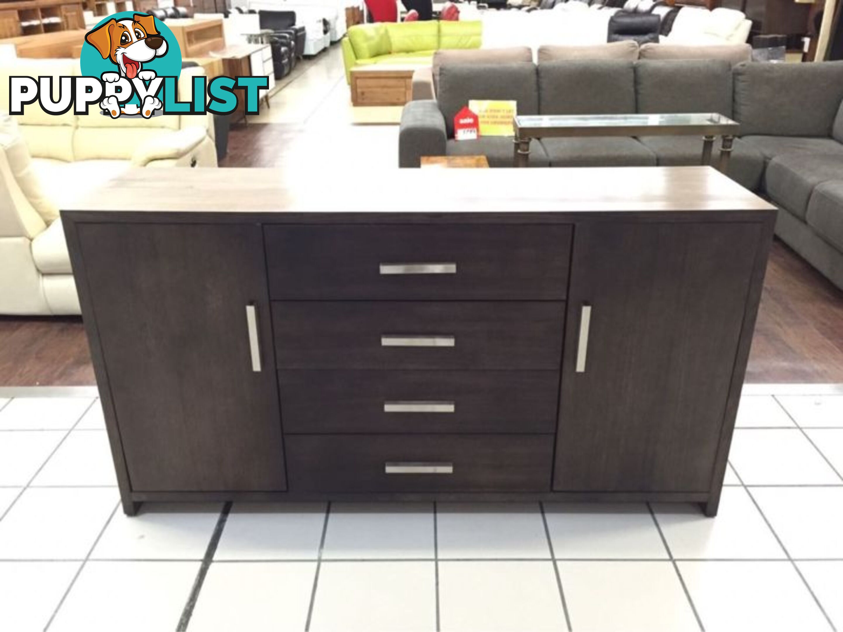 CLEARANCE - SOLID TASMANIAN OAK WOOD DINING BUFFET