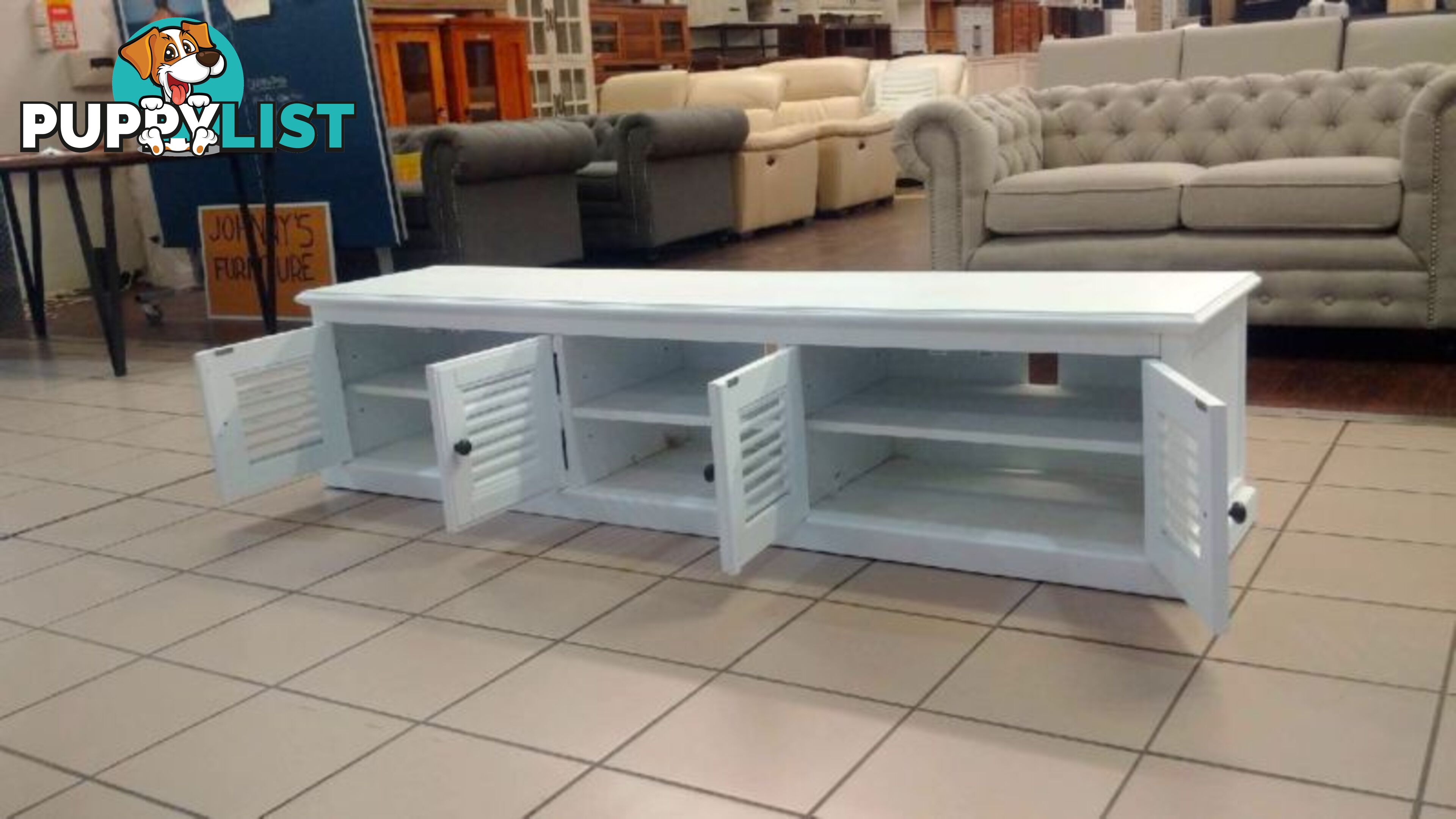 VERONA TV UNIT 4 DRAWER