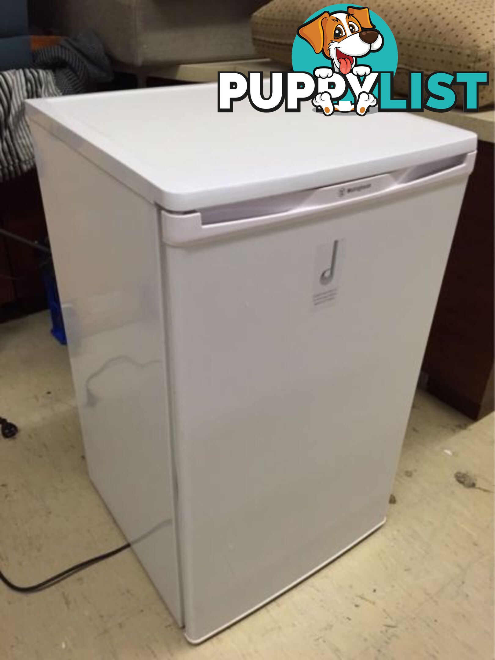 MINI FRIDGES FOR SALE (OVER 50 UNITS IN STOCK)