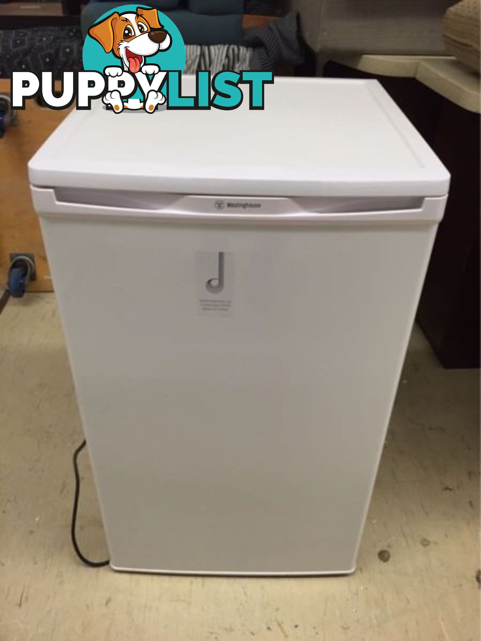 MINI FRIDGES FOR SALE (OVER 50 UNITS IN STOCK)