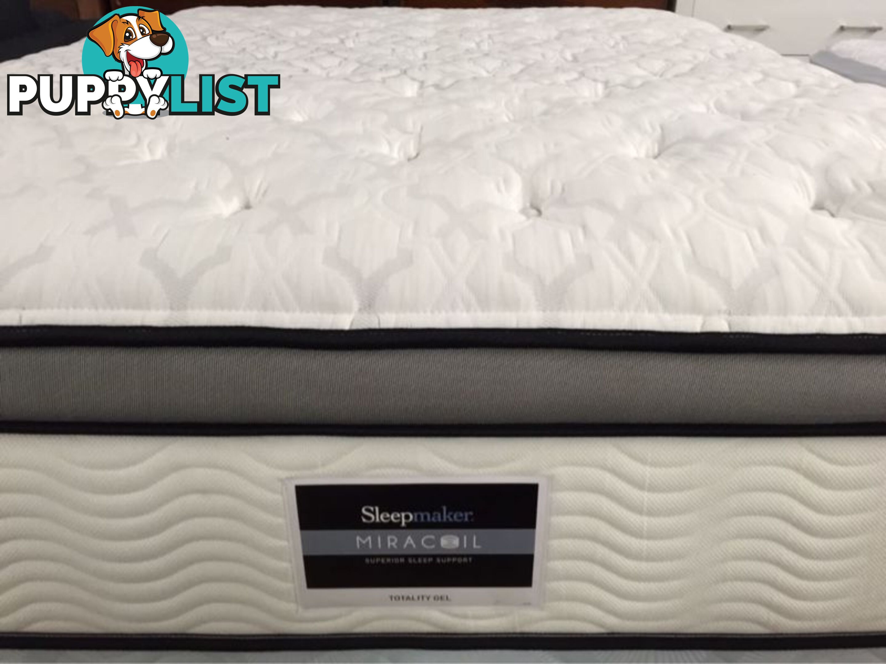 SLEEPMAKER MIRACOIL TOTALITY GEL QUEEN MATTRESS