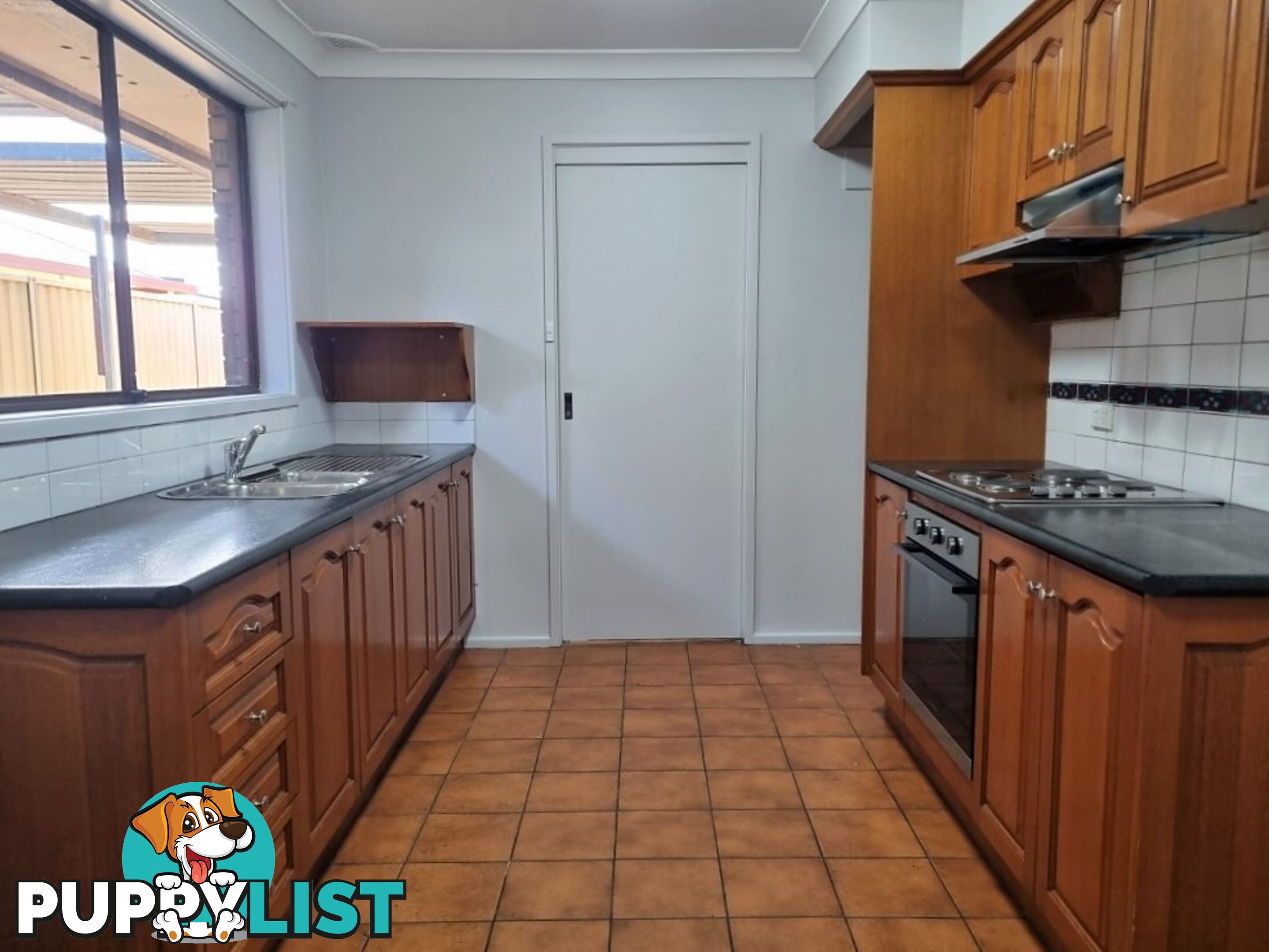 18 Ayrshire Street BOSSLEY PARK NSW 2176