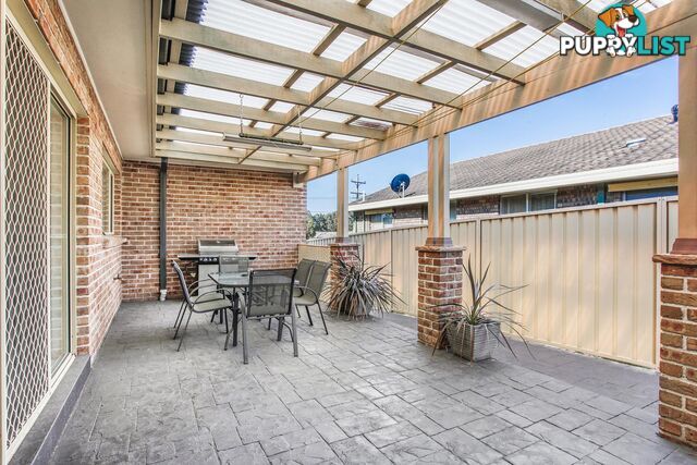 4 Nundle Street SMITHFIELD NSW 2164