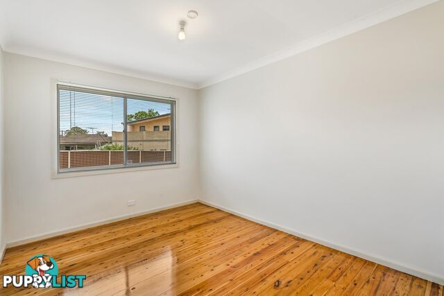 10 Waterloo Place GLENFIELD NSW 2167