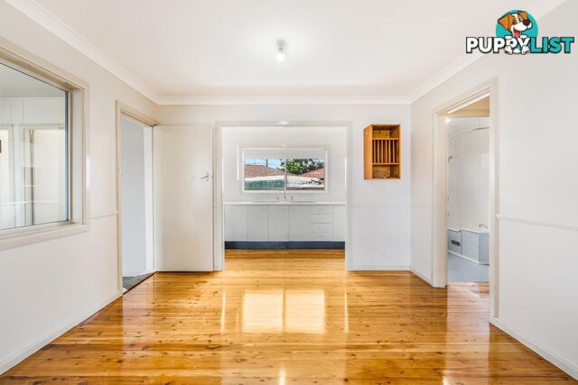 10 Waterloo Place GLENFIELD NSW 2167