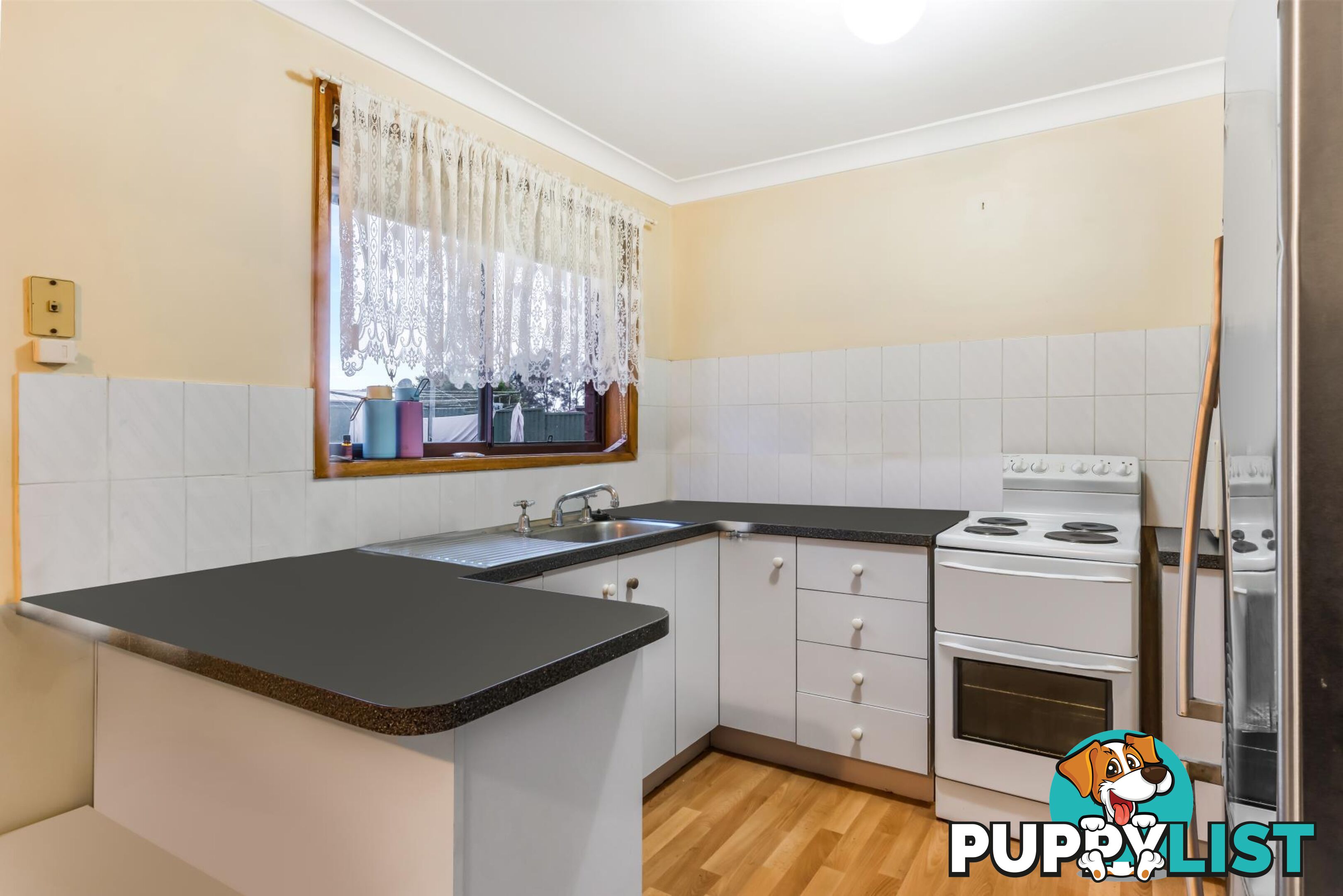 1 King Street TAHMOOR NSW 2573