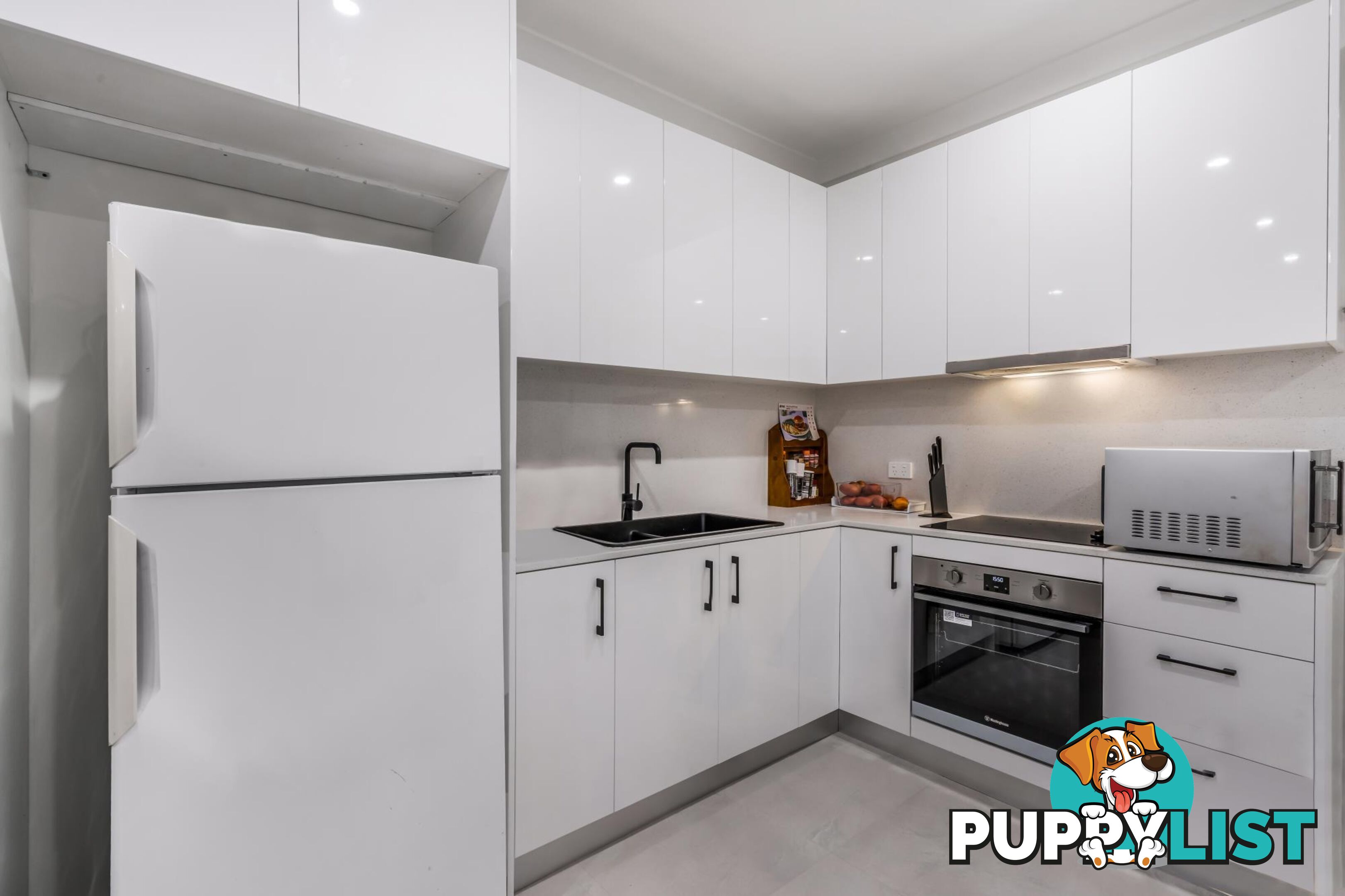 1 King Street TAHMOOR NSW 2573