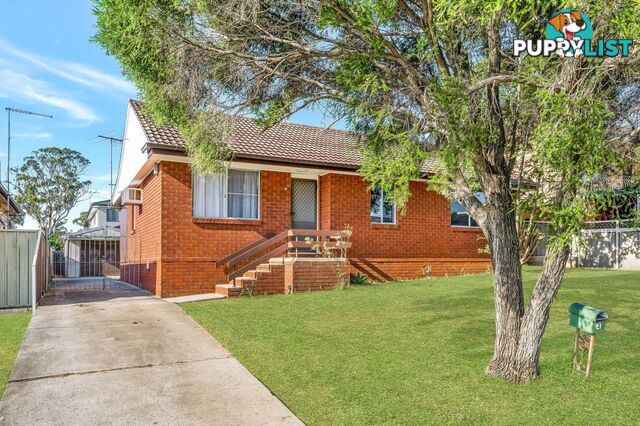 4 Gardiner Crescent FAIRFIELD WEST NSW 2165