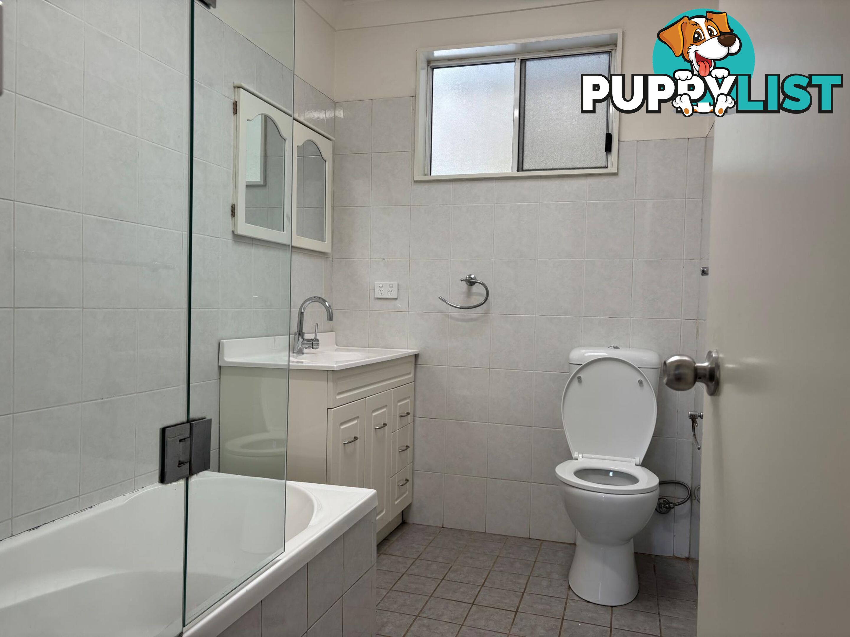209 Graham Avenue LURNEA NSW 2170