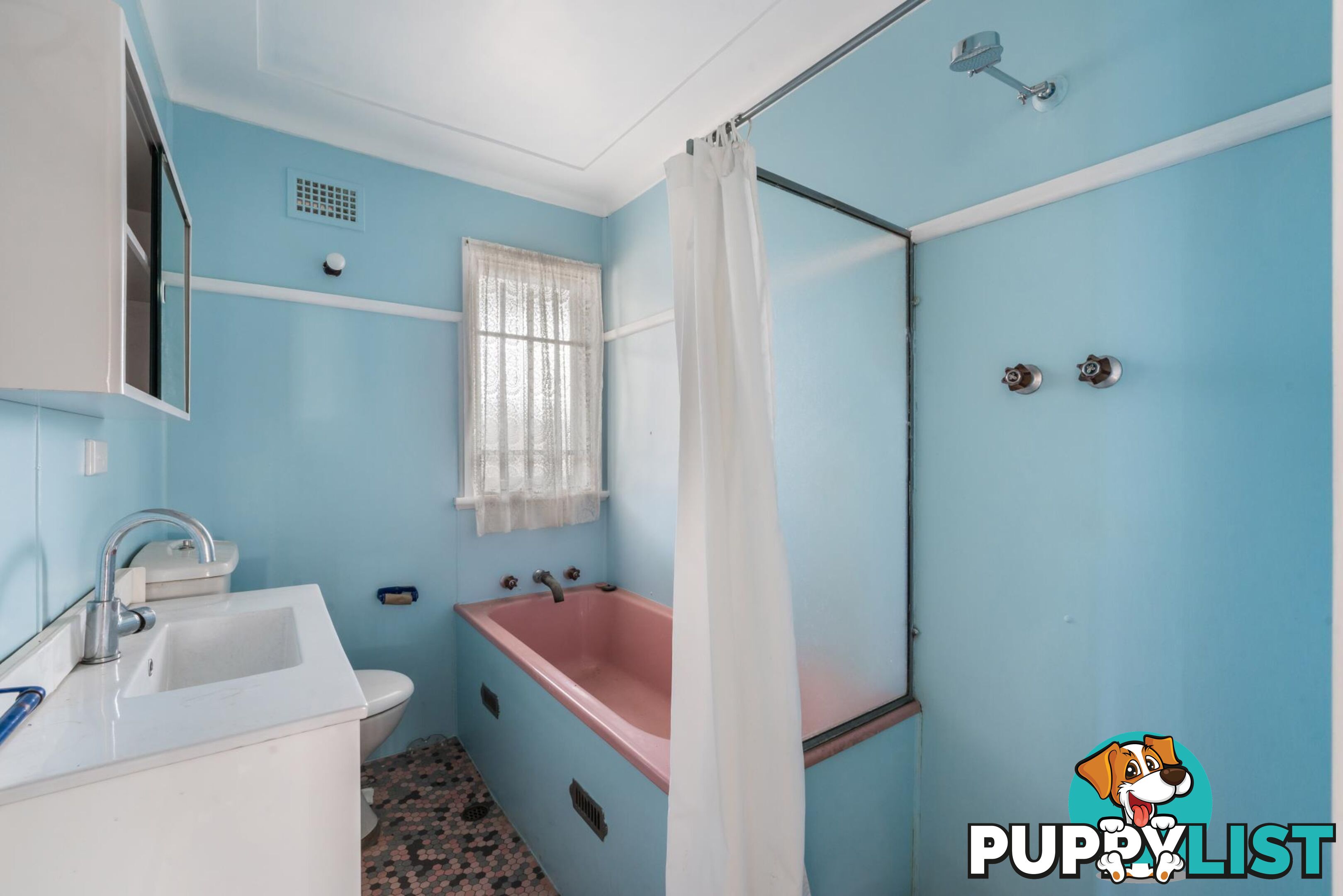5 Mckibbin Street CANLEY HEIGHTS NSW 2166