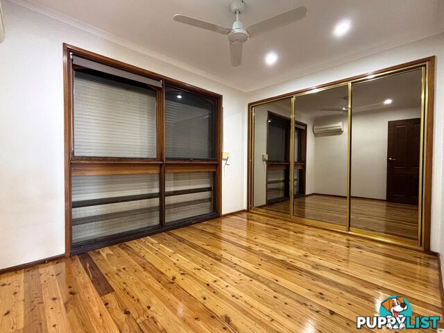 13 Benghazi Street BOSSLEY PARK NSW 2176