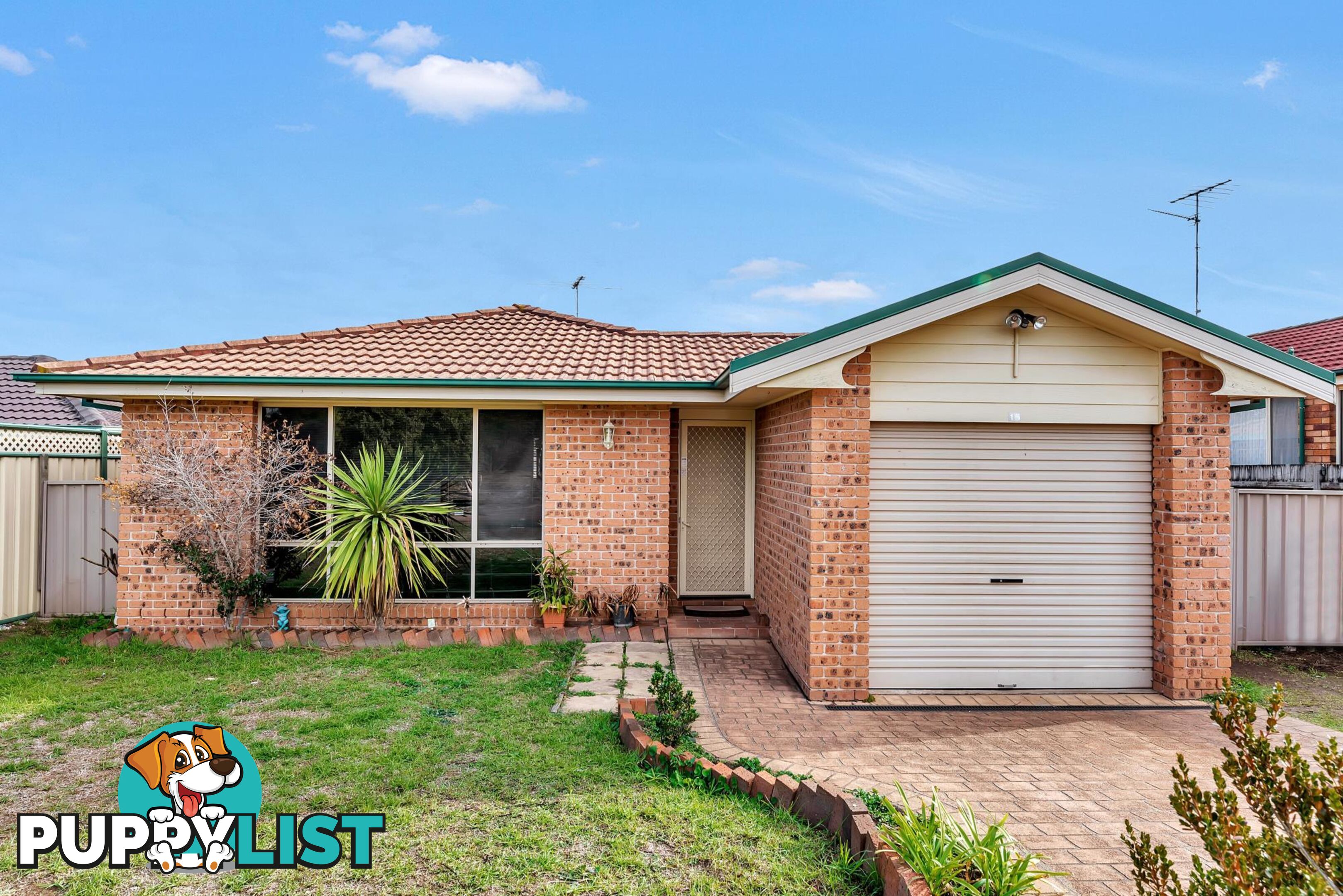 15 Boston Close HINCHINBROOK NSW 2168