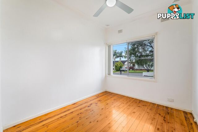 4 Craig Street SMITHFIELD NSW 2164