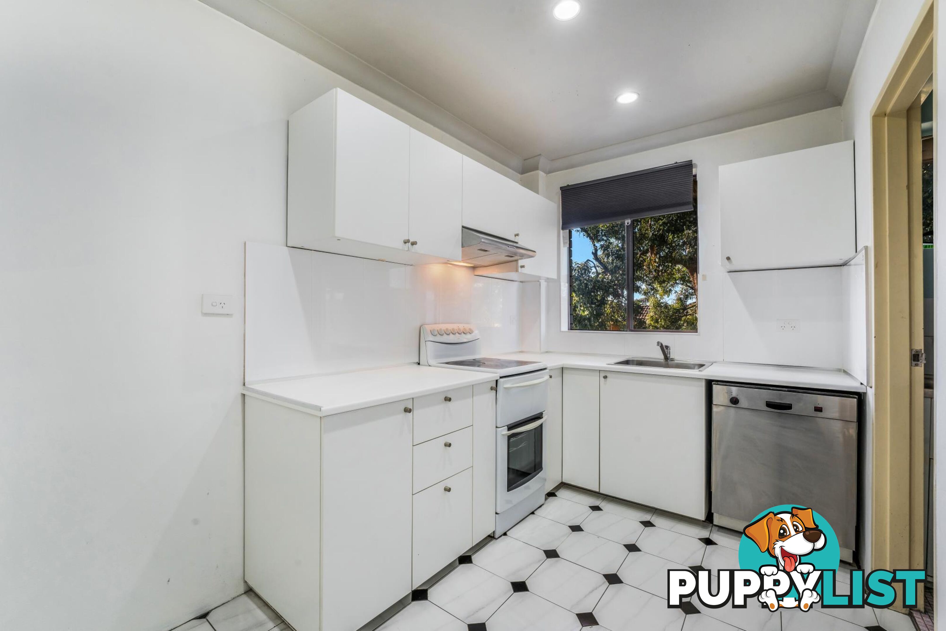 21/8-10 Goulburn Street WARWICK FARM NSW 2170
